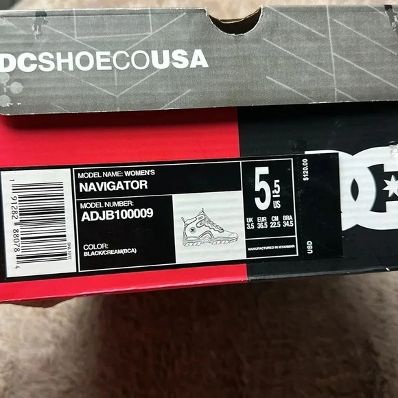 DC Women's Navigator Black Fashion Boot Size 5.5 NIB - Picture 16 of 16